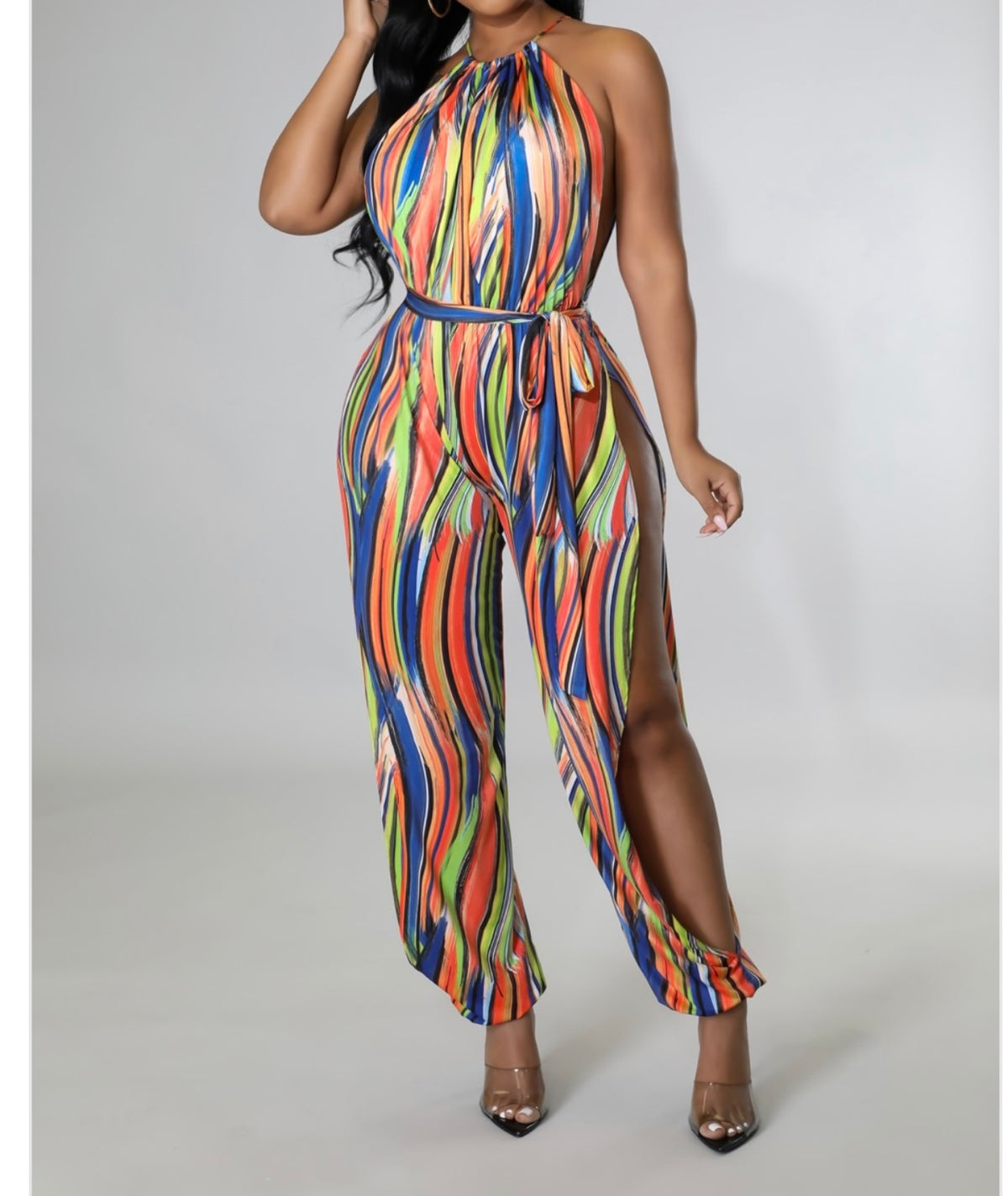 A flirty, colorful loose-fitting jumpsuit that’s perfect for a fun, relaxed vibe.

